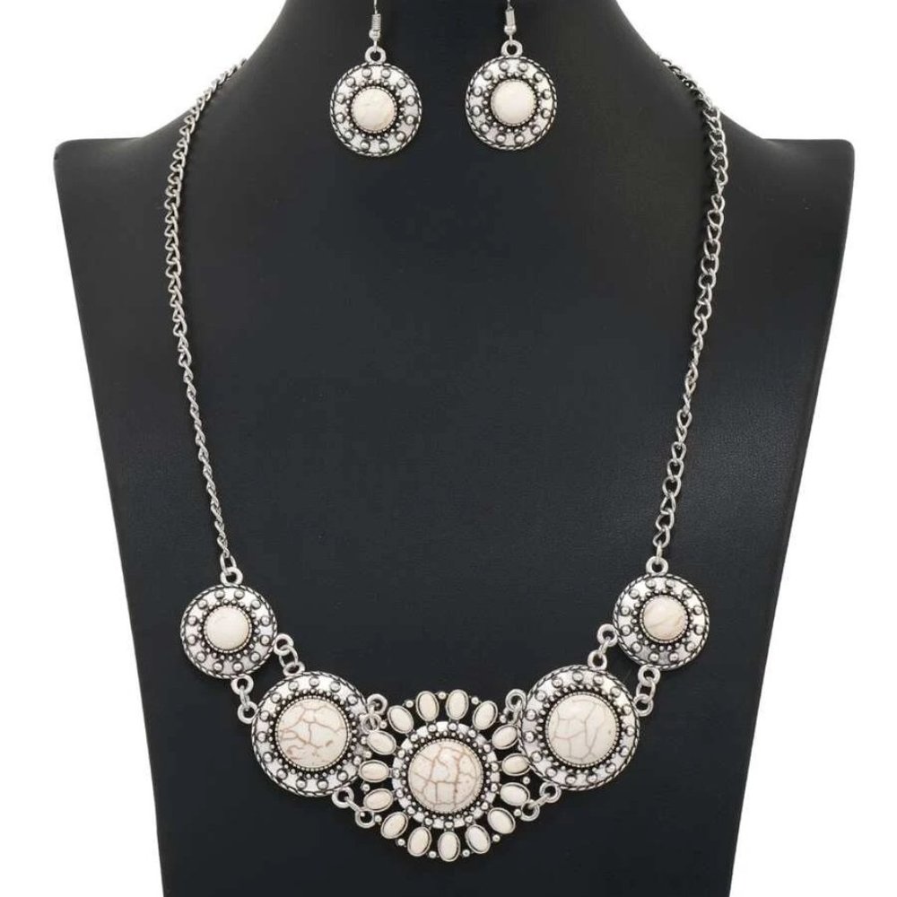 Silver White Bohemian Boho Turquoise Necklace and Earrings Set - NEW